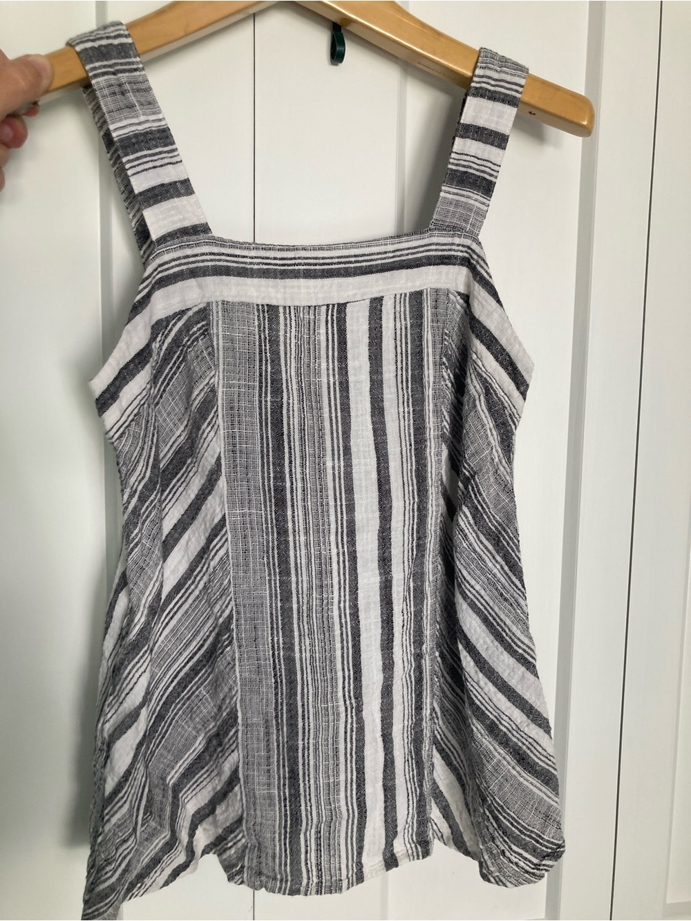 Ana Striped Square-Neck Top with Button Up Back Size XS